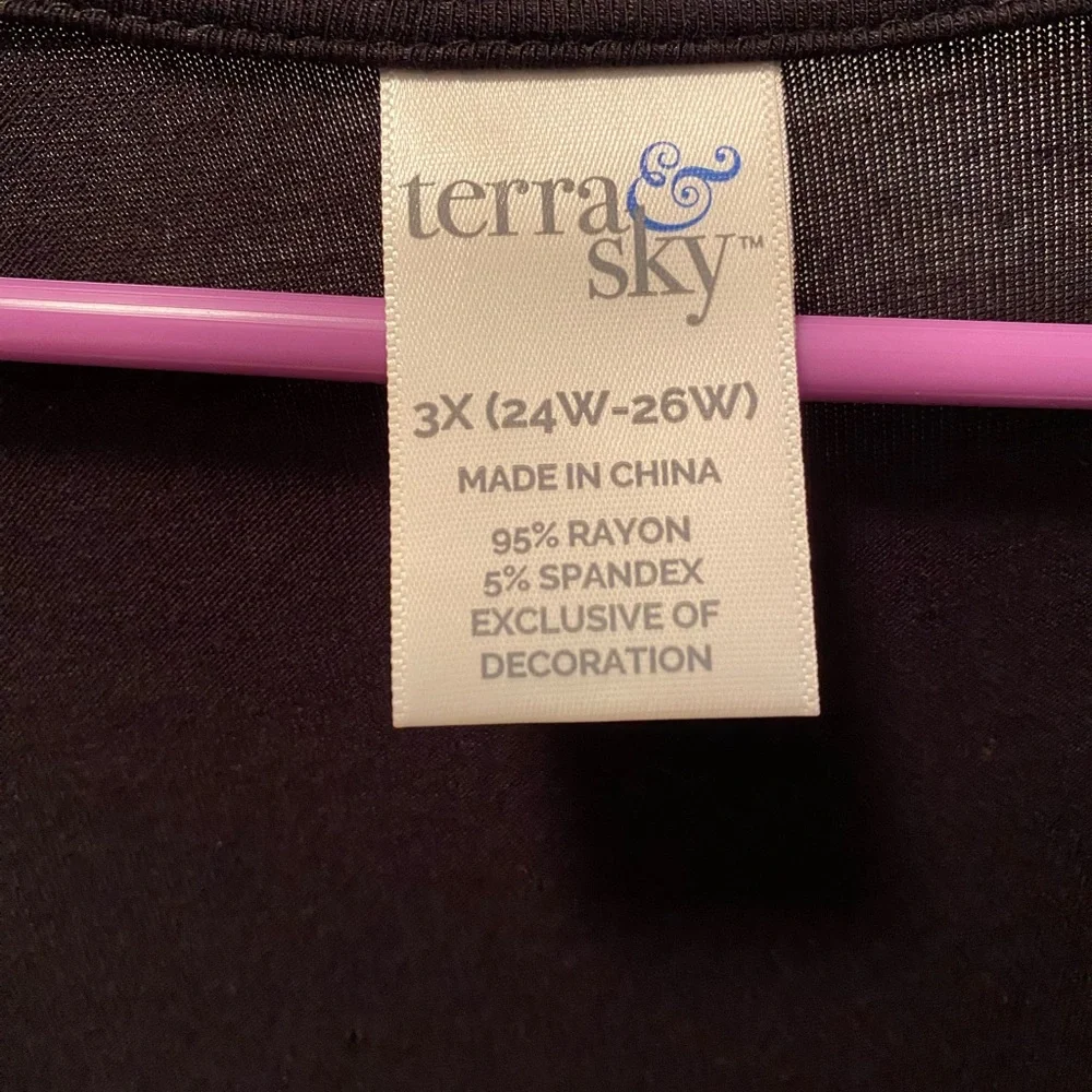 Baby doll top or can be used as a dress. - Picture 6 of 6